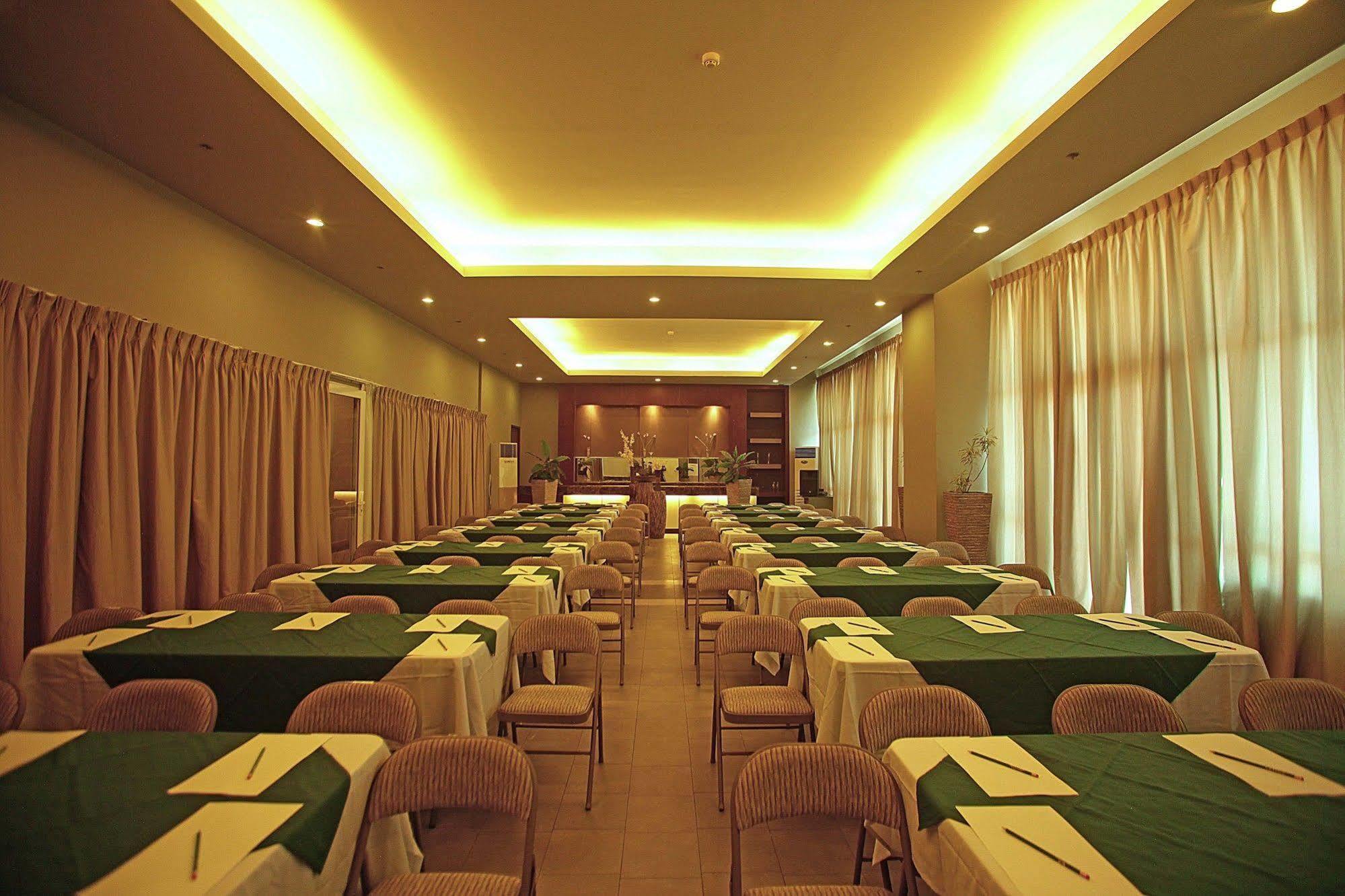 La Mirada Hotel Cebu Exteriör bild